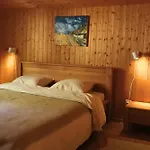 シャレー Forest With Private Bridge & Mountain View *