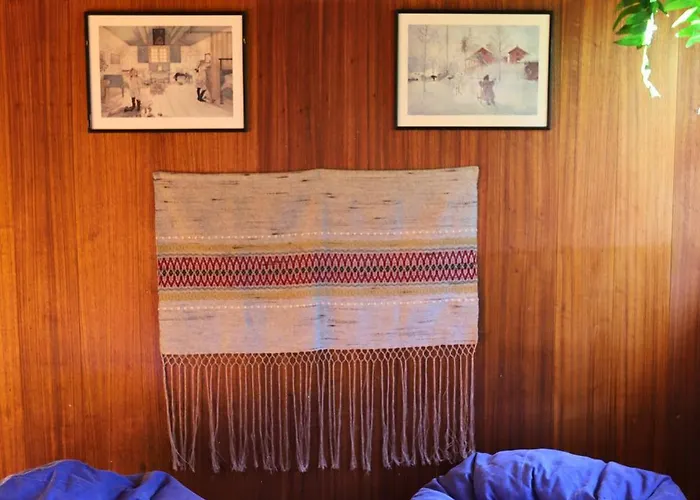 Forest With Private Bridge & Mountain View Domek alpejski Naters