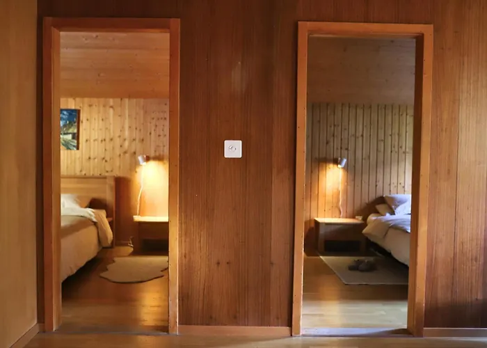 Domek alpejski Forest With Private Bridge & Mountain View