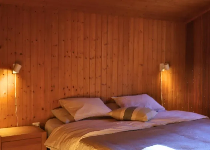 Forest With Private Bridge & Mountain View *