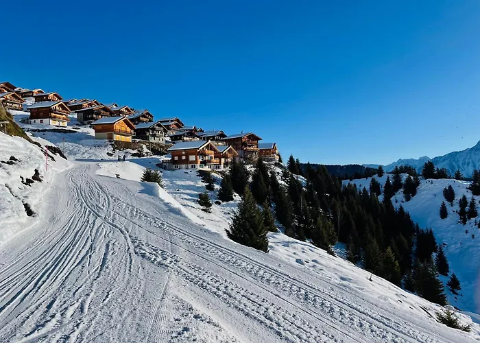 Forest With Private Bridge & Mountain View
