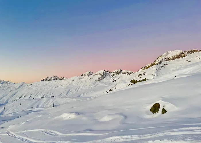 Domek alpejski Forest With Private Bridge & Mountain View