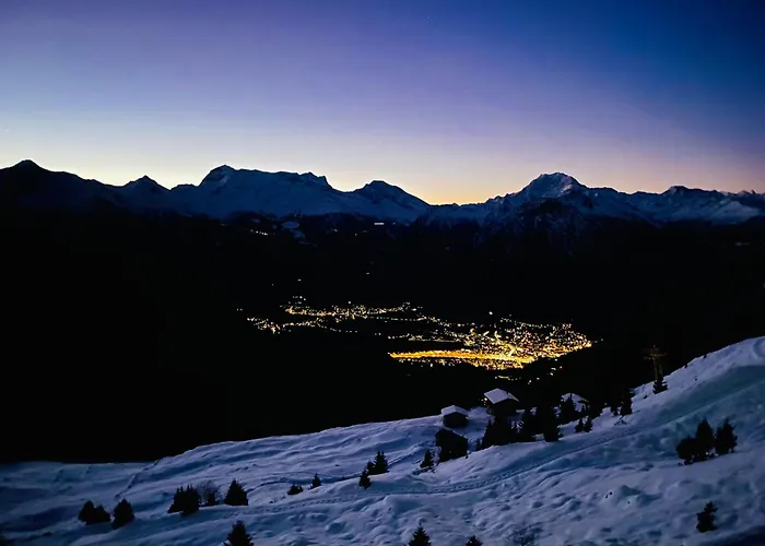 Forest With Private Bridge & Mountain View Domek alpejski